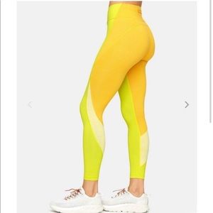 Outdoor Voices TechSweat Zoom 7/8 Leggings in Yellow Neon Sunshine Colorway